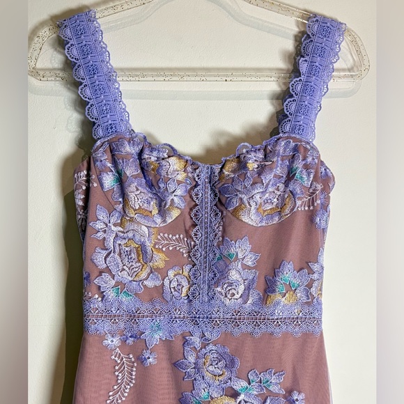 Bronx and Banco NWOT Eva Midi Dress in Lilac Floral Embroidery Size XS US 2 - Picture 8 of 14